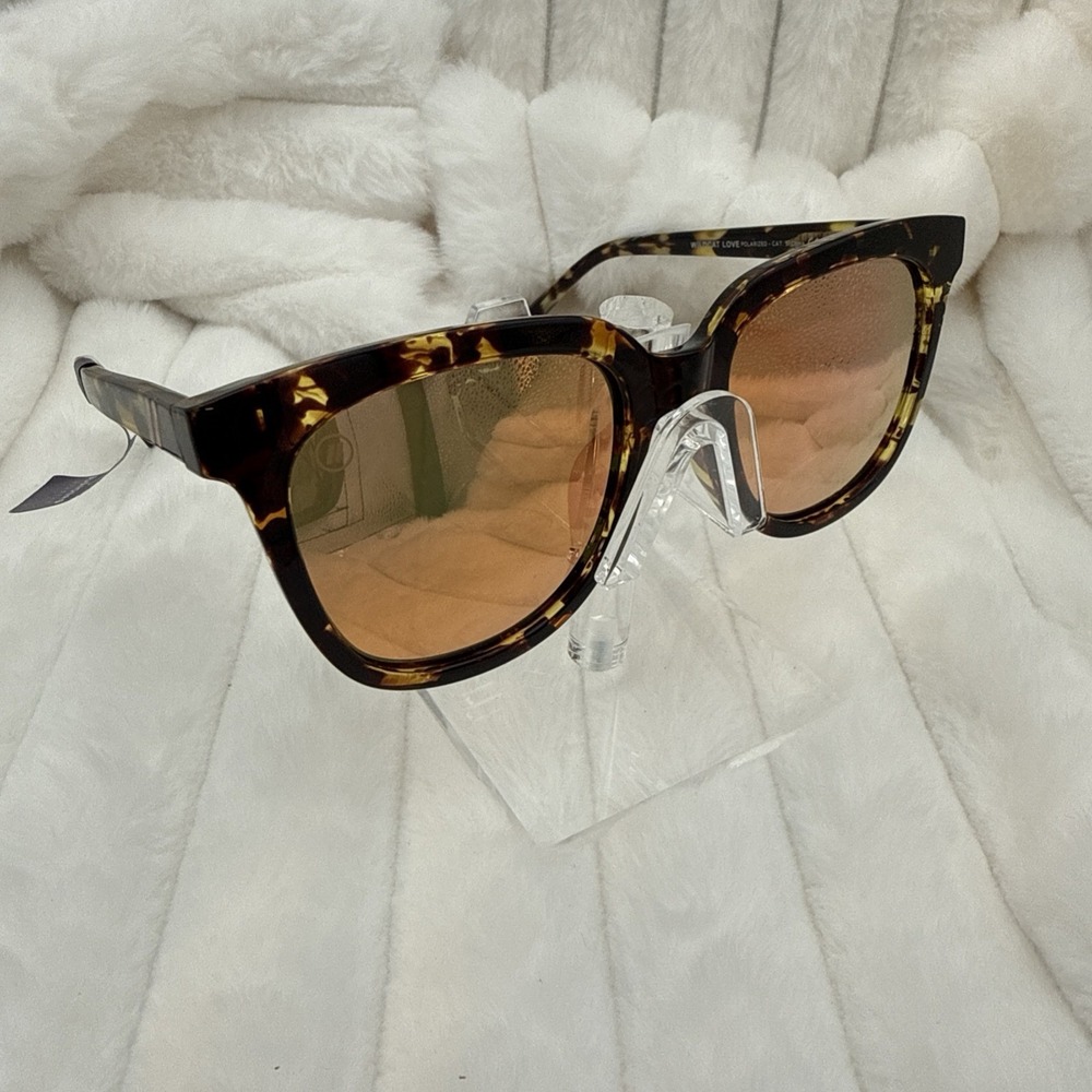 BLENDERS GROVE WILDCAT LOVE GLOSSY TORTOISE POLARIZED CAT3 CHAMPAGNE SUNGLASSES
